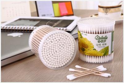 Item No.1062----300 Pcs Wooden Stick 100% Pure Cotton Swabs Packed in PP Can